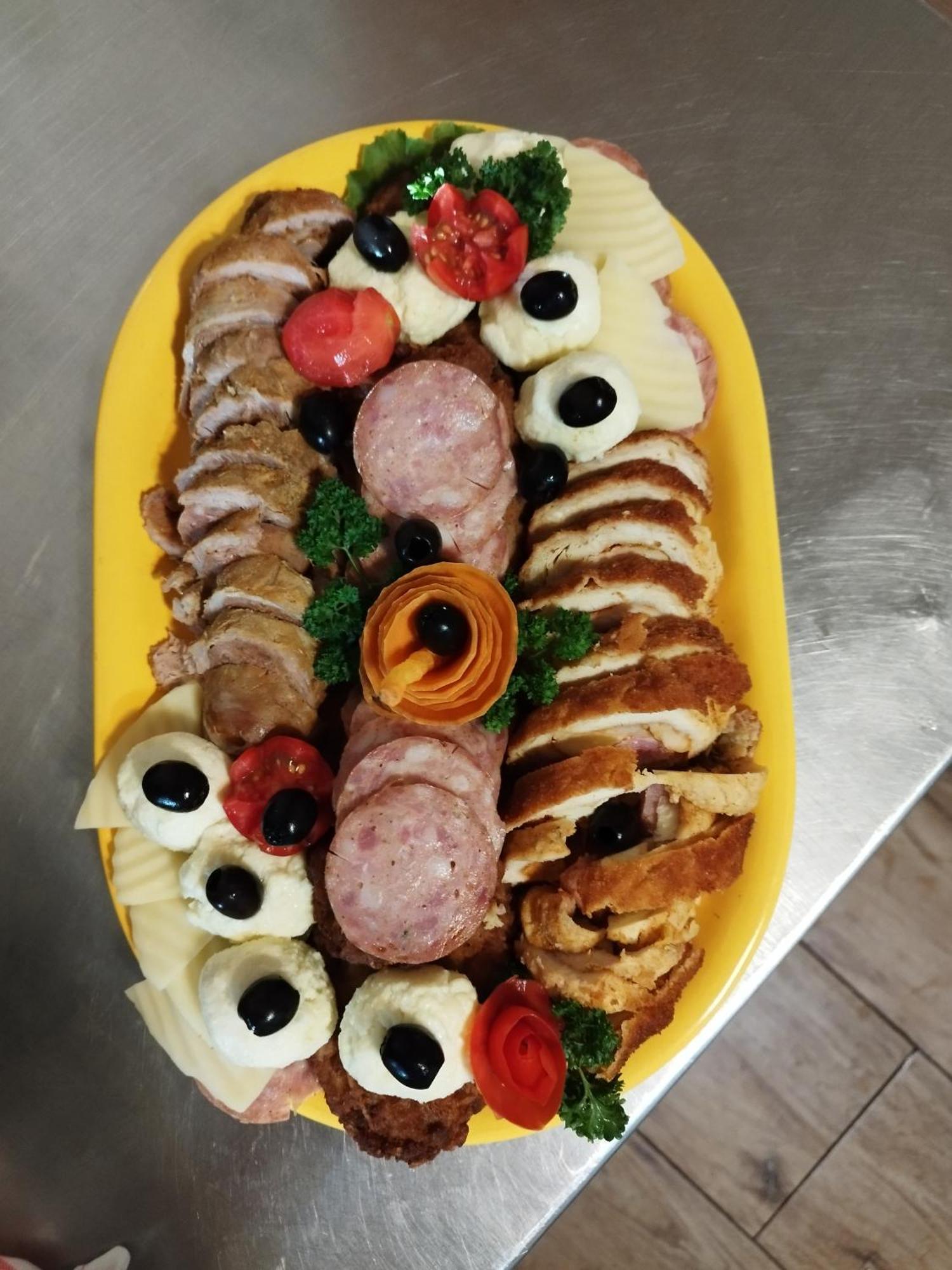 Randevú Panzió Hotel Csíkszereda Kültér fotó
