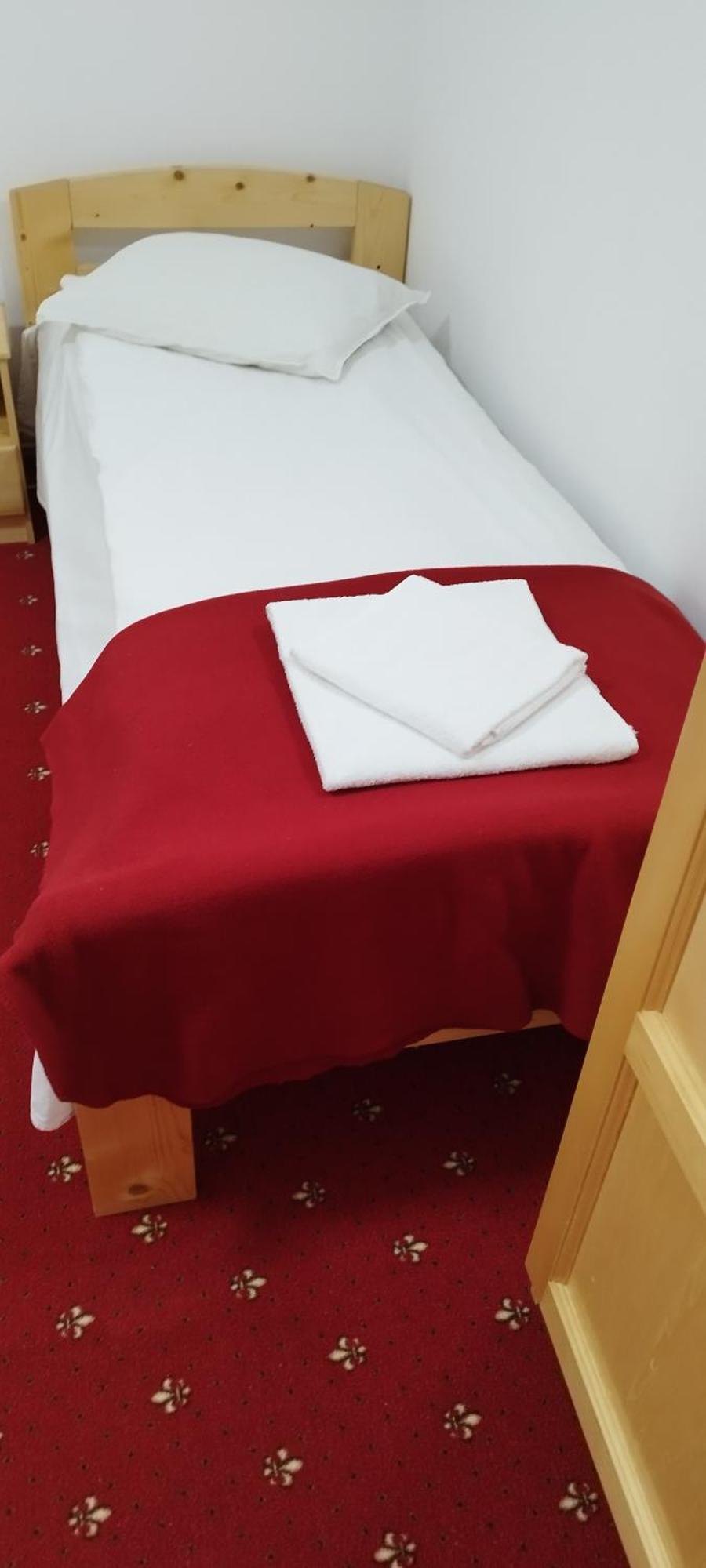 Randevú Panzió Hotel Csíkszereda Kültér fotó