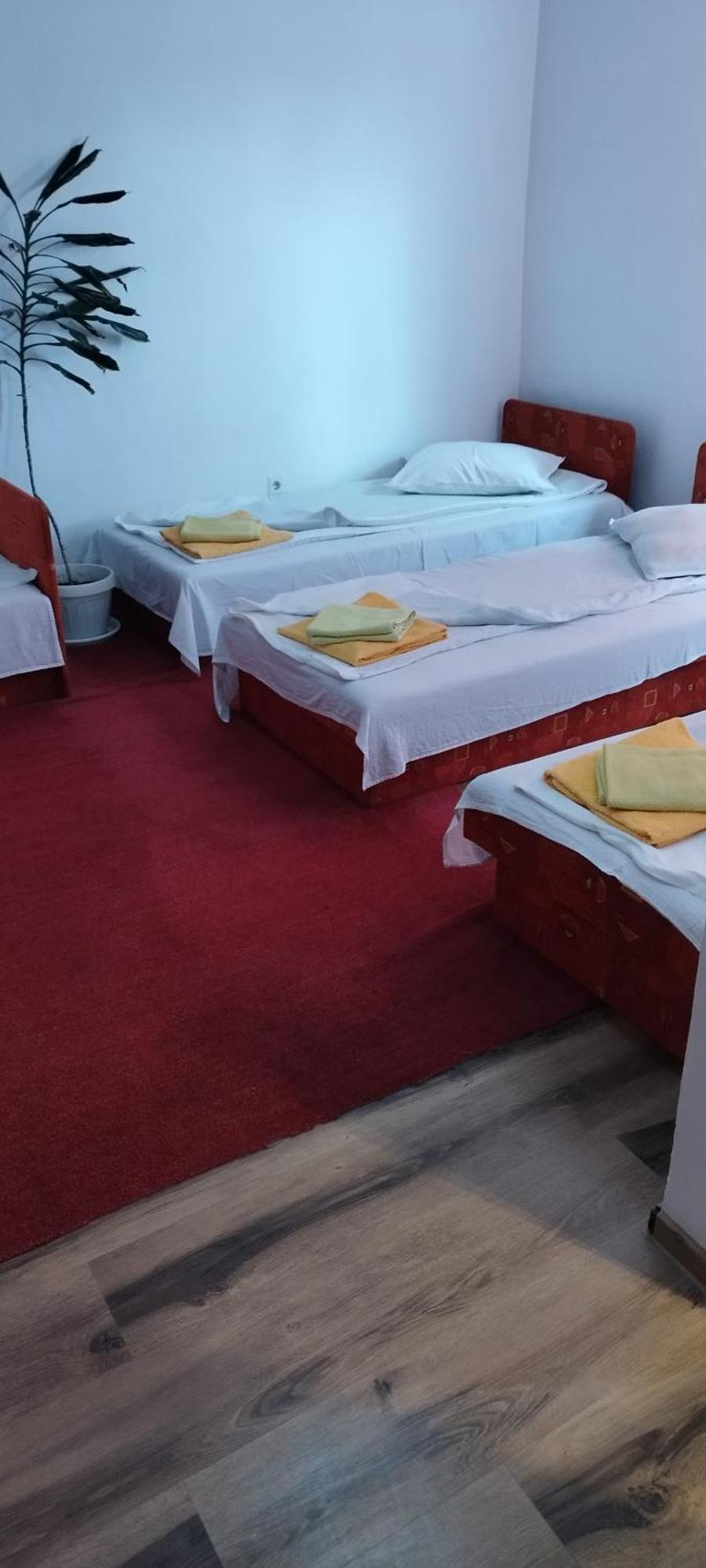 Randevú Panzió Hotel Csíkszereda Kültér fotó